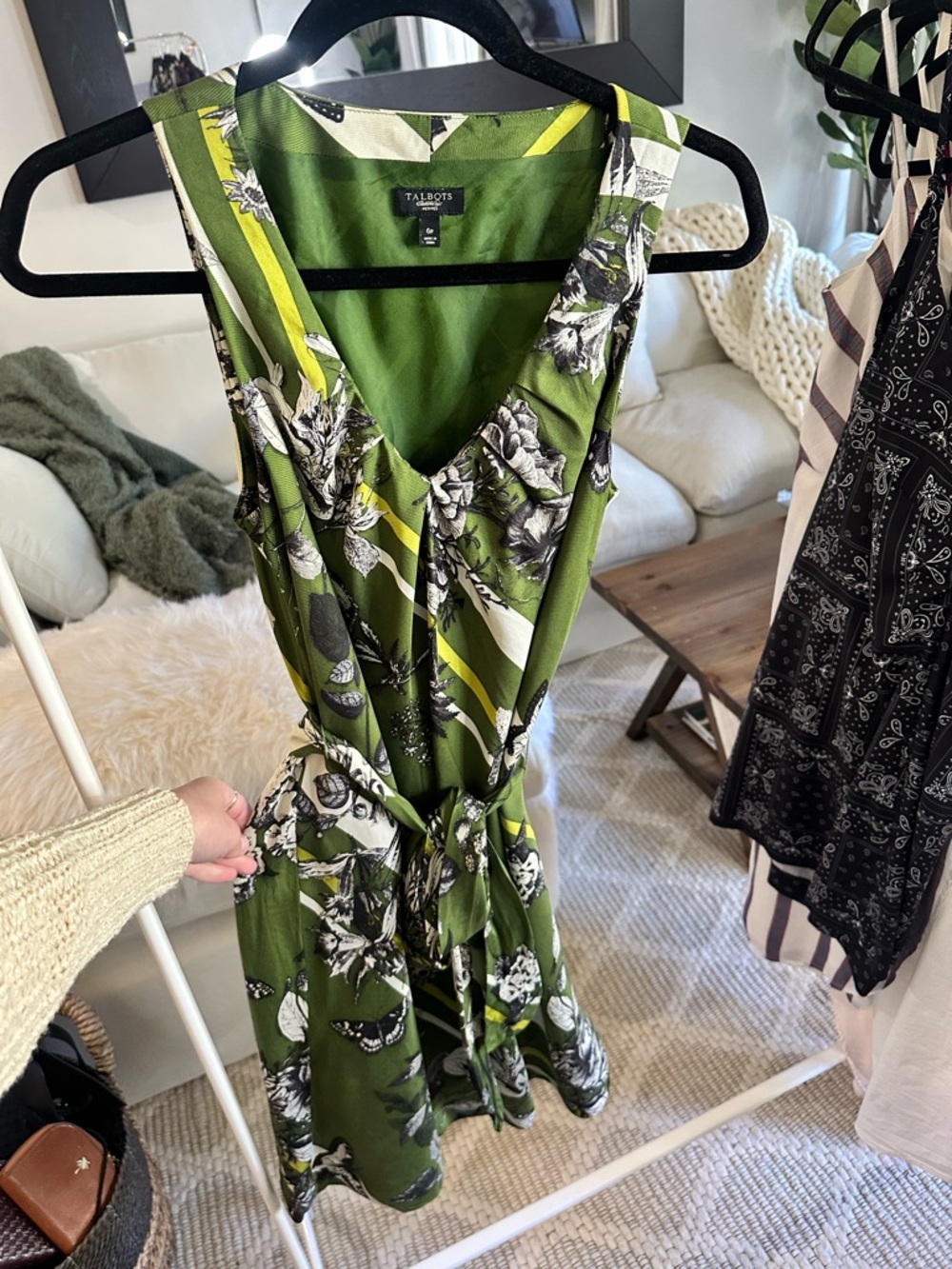 Talbots 100% Silk Olive Green Floral V-Neck Midi Dress with Belt - Picture 2 of 6
